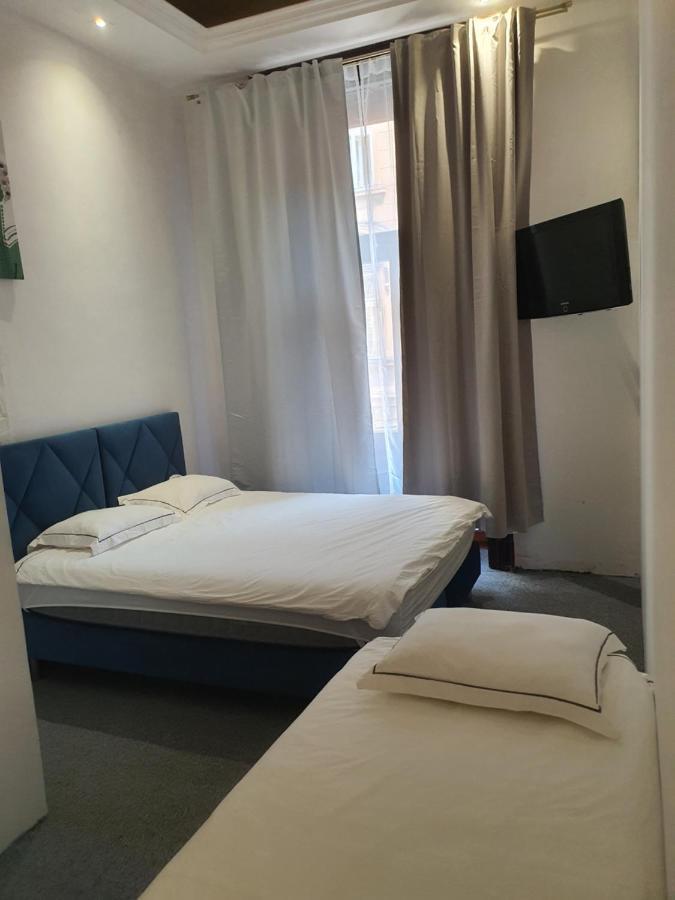 Amen Aparthotel Residence Krakau Buitenkant foto